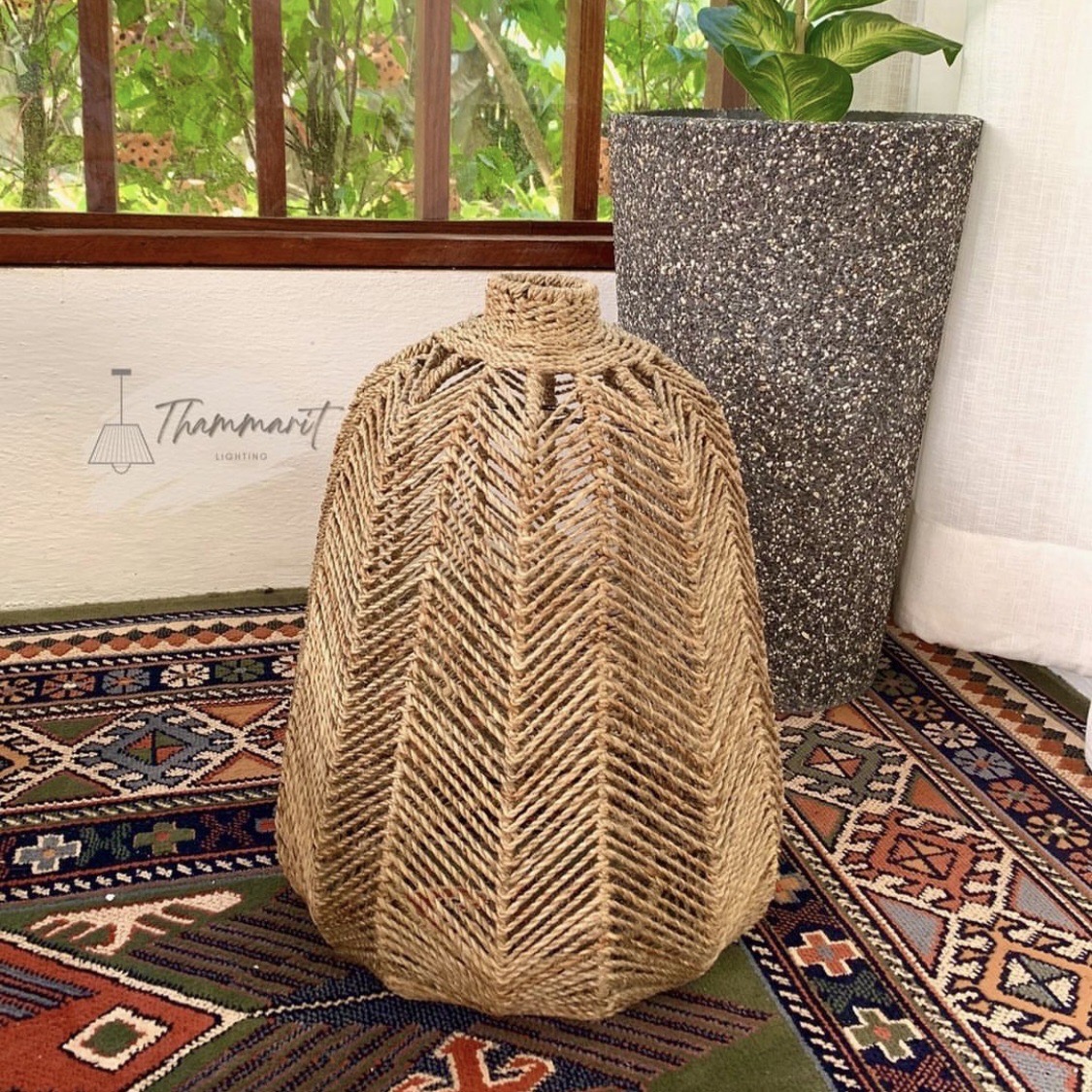 Chompoo Thread Lamp